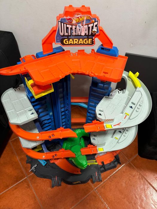 Pista HotWheels Ultimate Garage
