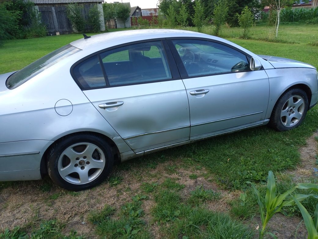 VW Passat b6 19tdi na czesci w całości