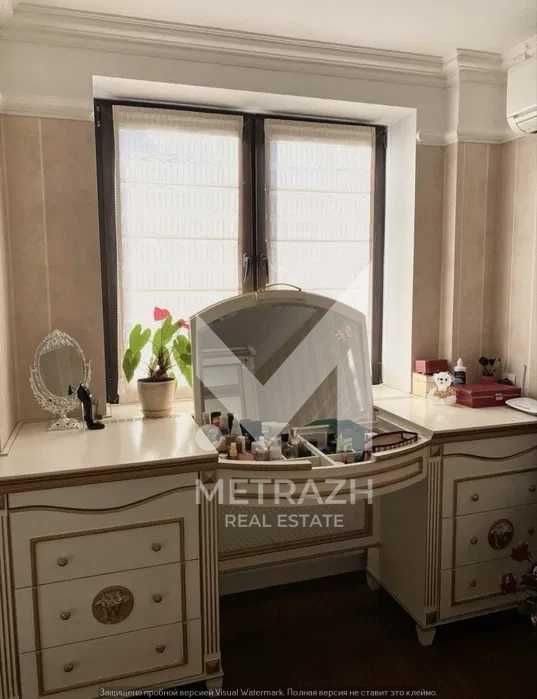 Продам 1к квартиру с паркоместом. Центр.Научная