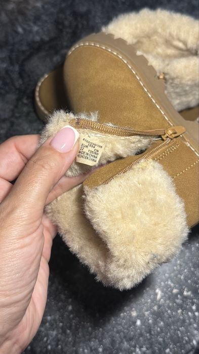 Уггі дитячі Zara 22 розмір