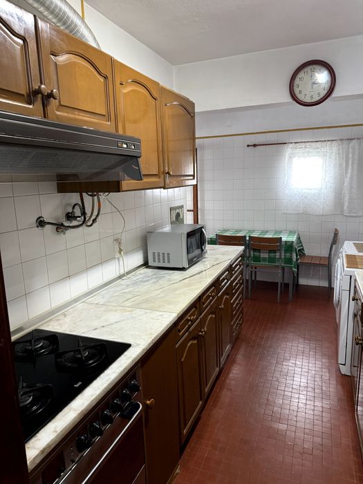 alugo apartamento T3 Beja