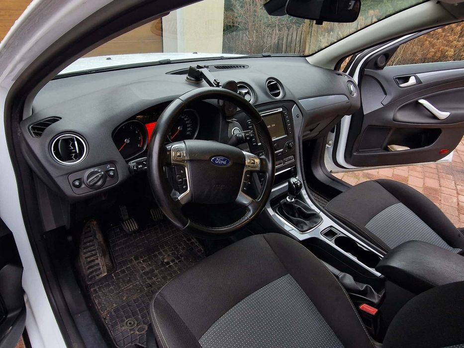Ford mondeo 1.6 lift super stan, bardzo doinwestowany