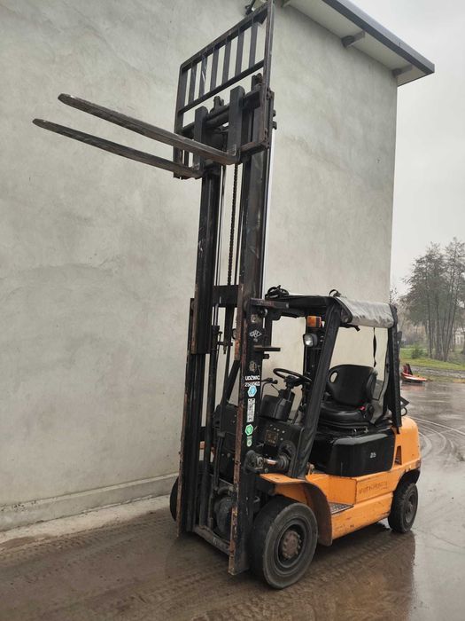Sprzedam wózek widłowy HC 25 z 2006 roku
