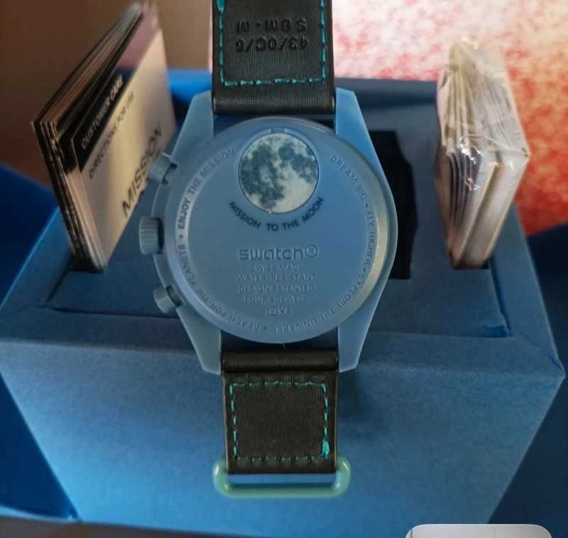 Omega x Swatch Solarny Super Blue: Bioceramic Kwadrat dla Kosmicznych