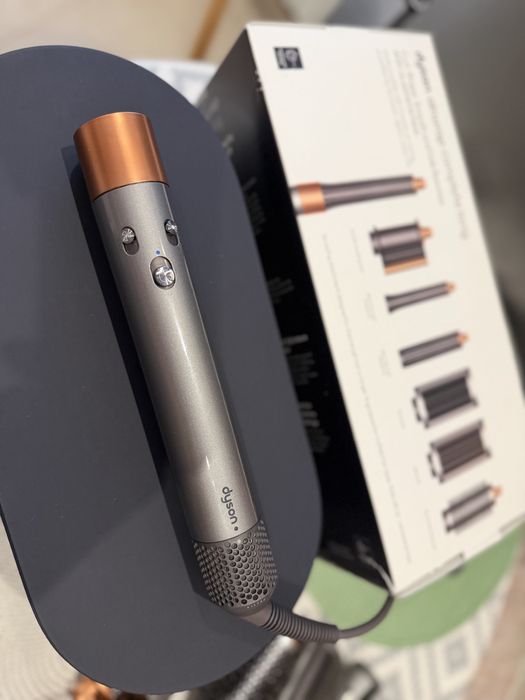 Dyson stailer стайлер