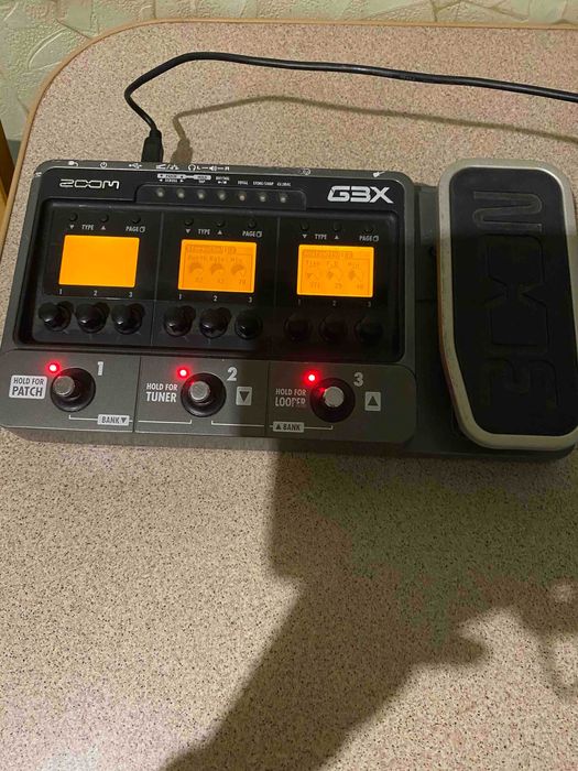 Продам гітарний процесор Zoom G3X!!! Ціна 50$.