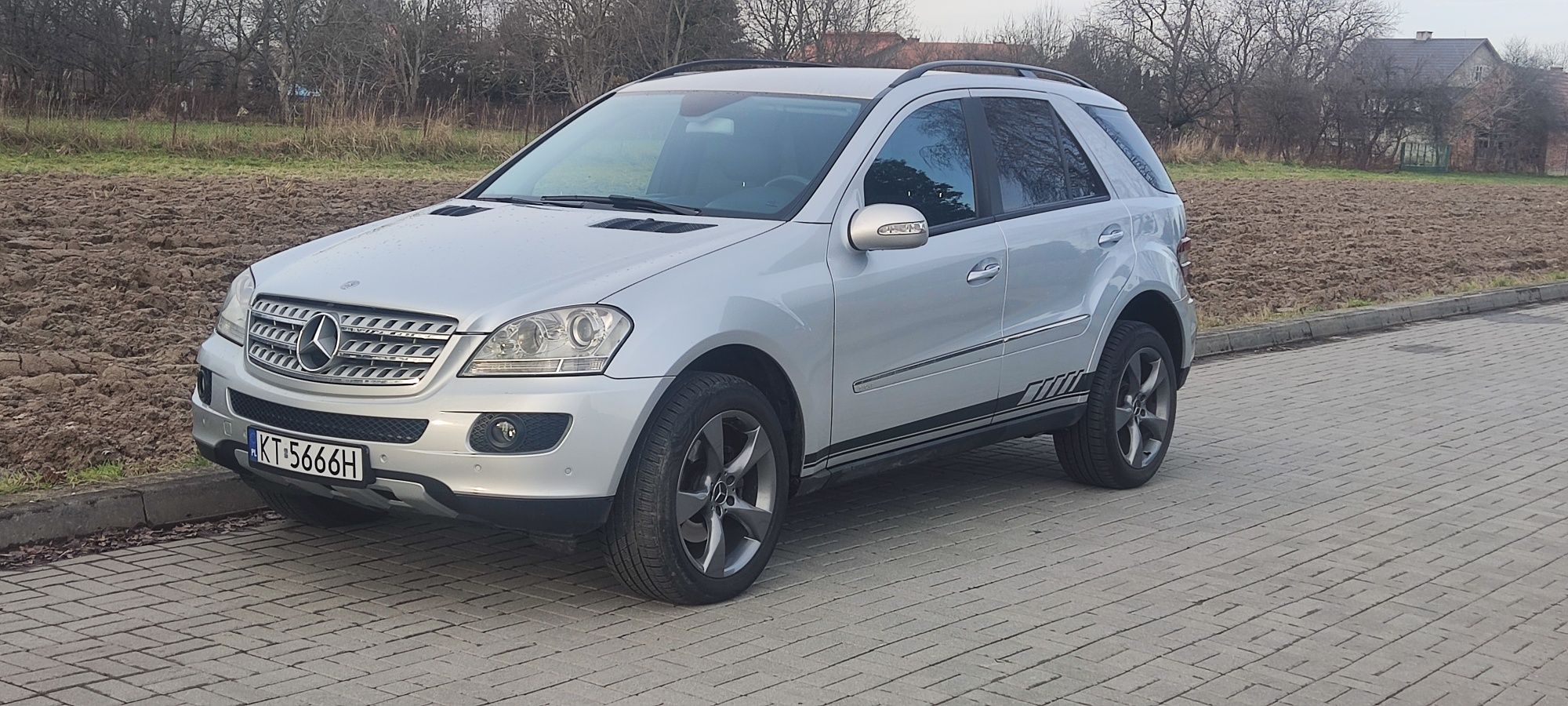 Mercedes ml 280  w bardzo dobrym stanie kamera cofania