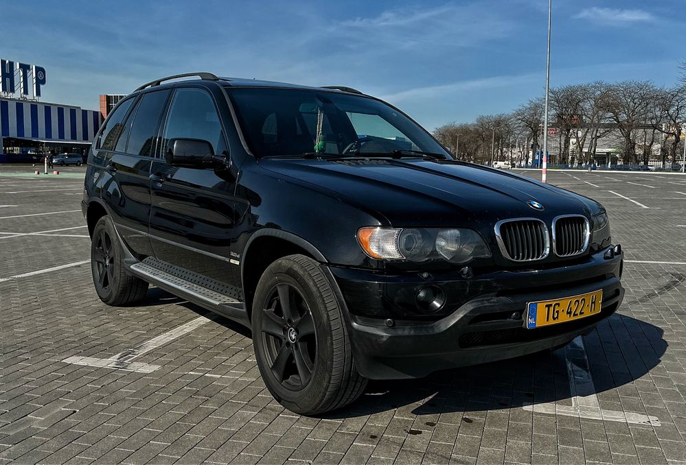 Чудове авто BMW X5