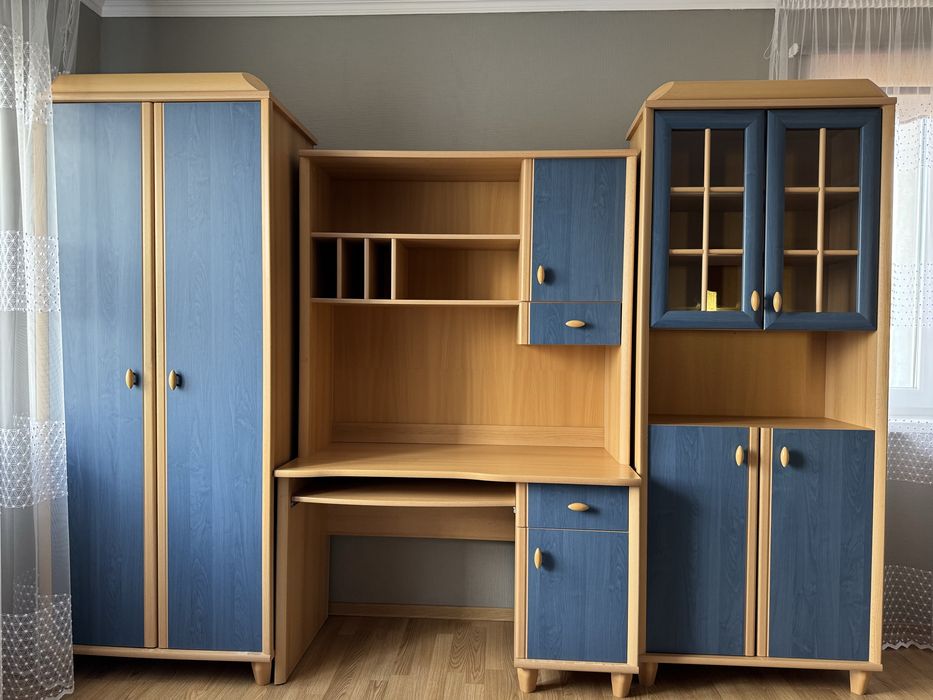 Продаю комплект меблів в дятячу кімнату