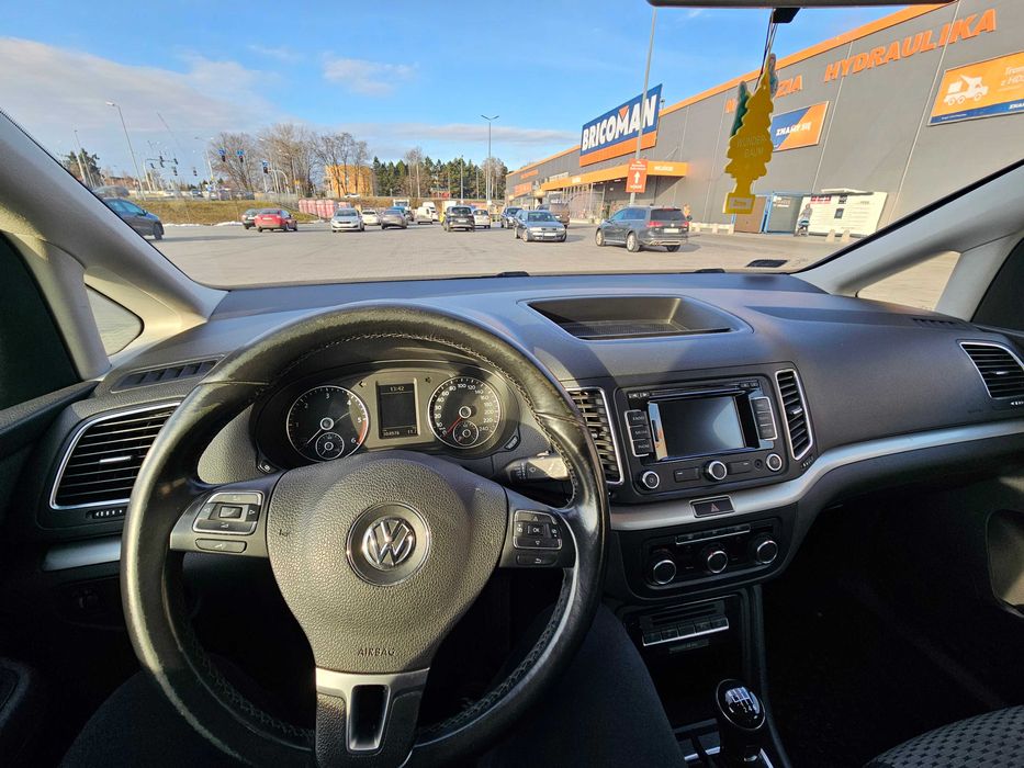 Volkswagen Sharan II 2012 serwisowany zadbany diesel 2,0   5 osób