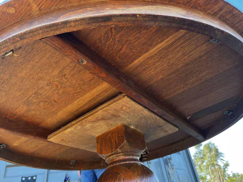 Drewniany stół stolik okrągły kawowy