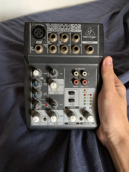 Behringer Xenyx 502