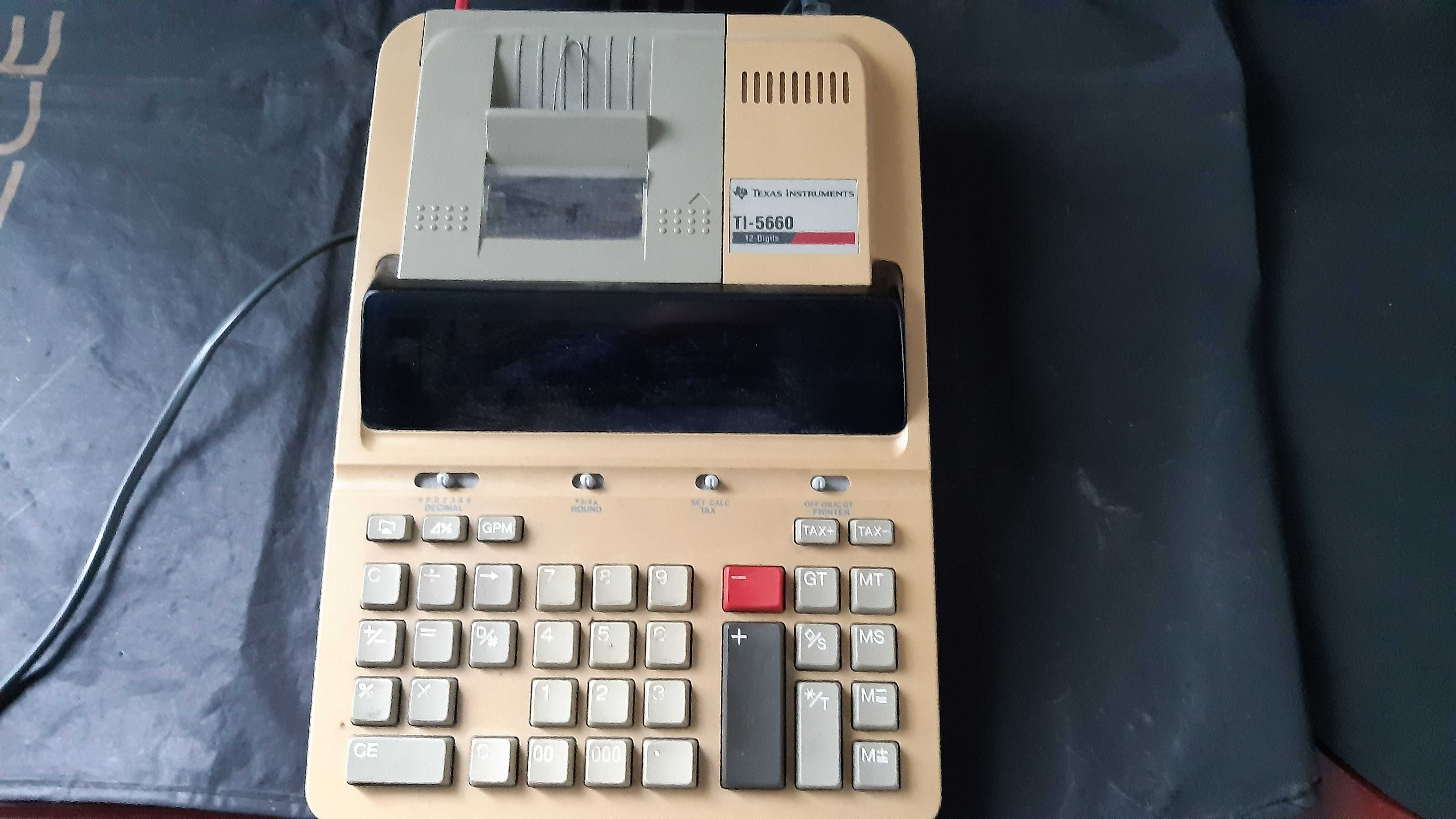 Calculadora de Secretária Texas Instruments TI 5660