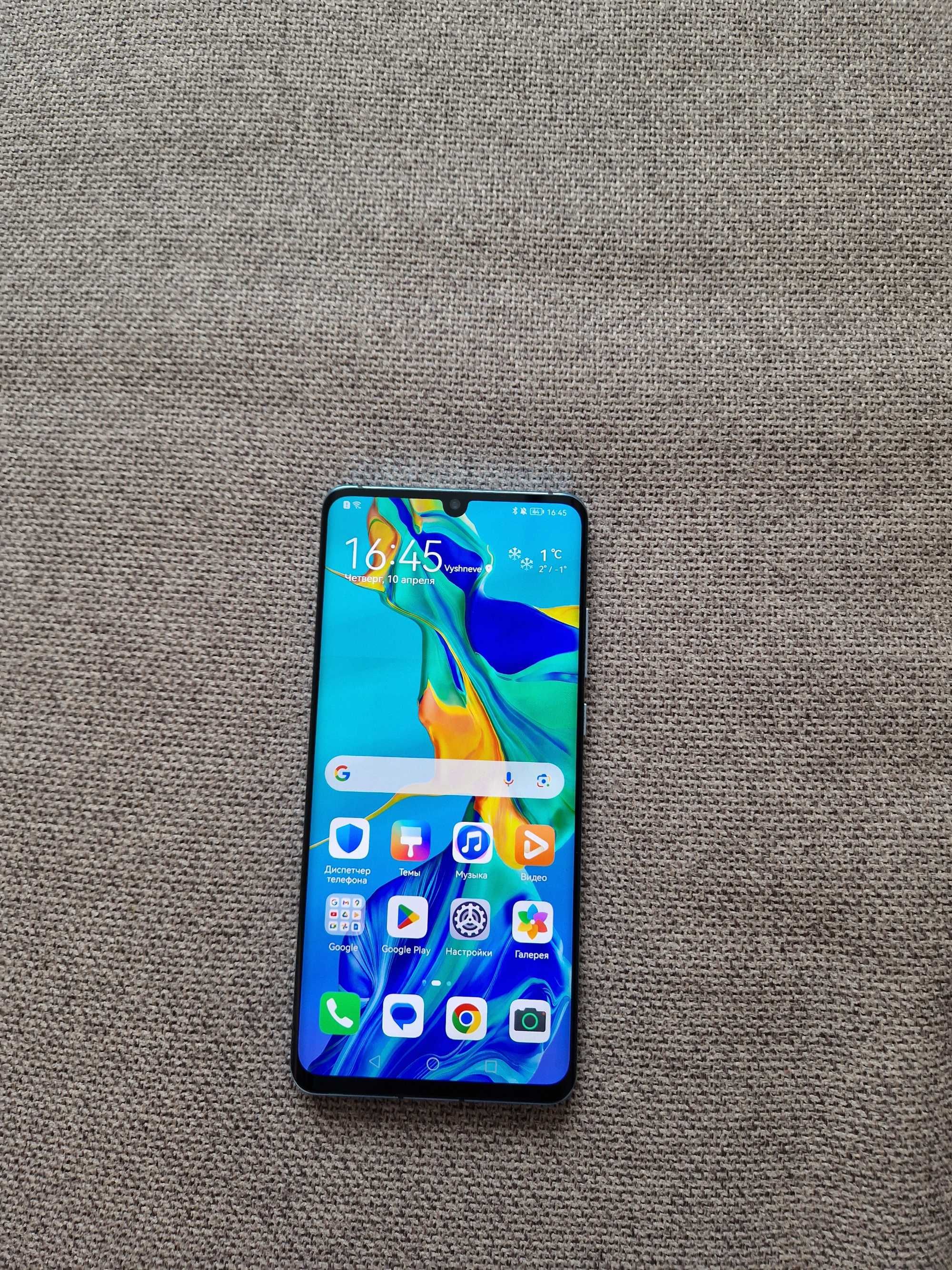 Смартфон Huawei P30 Pro