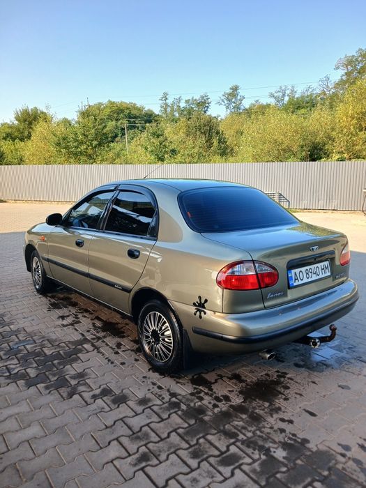 Легковий автомобіль поляк