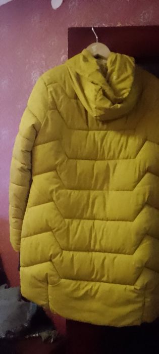 Зимня куртка  пуховик