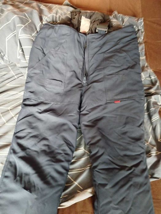Теплі штани для роботи в холодних умовах