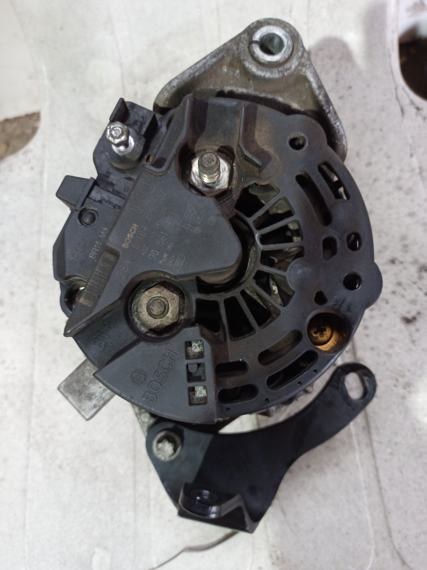 Alternator opel Vectra C,2004 r, 1.8