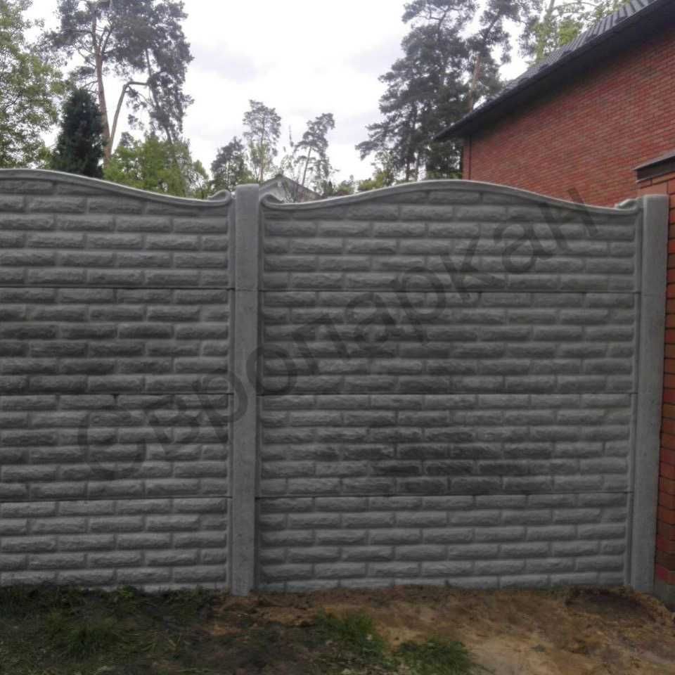 Забор бетонний, європаркан.