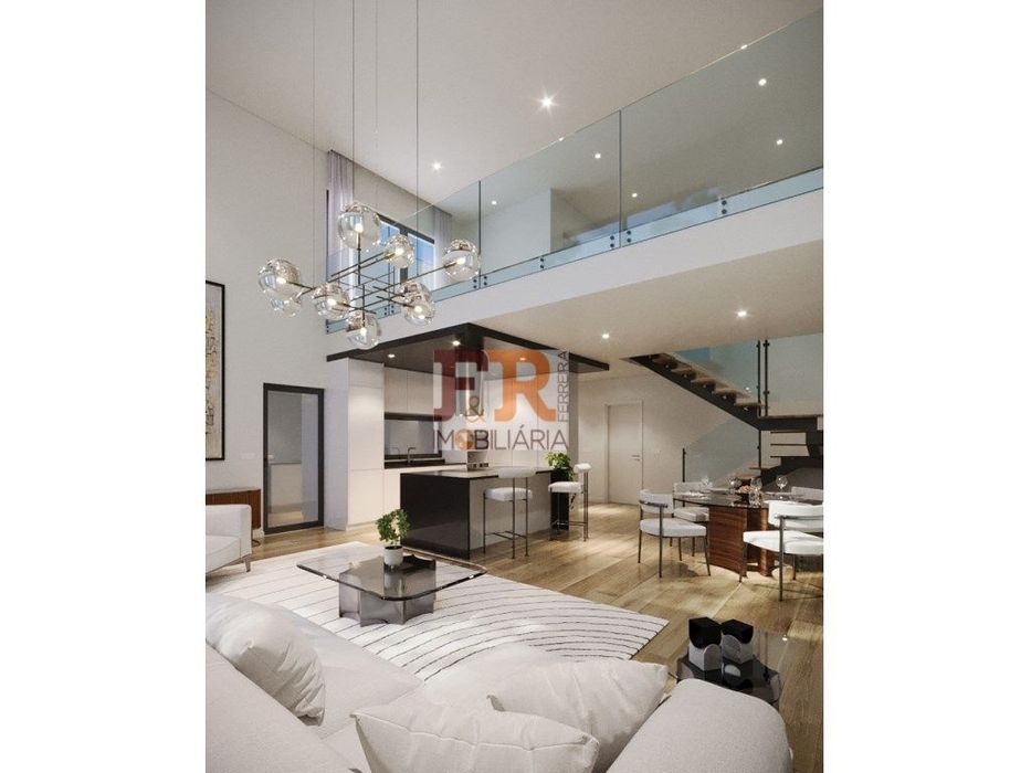 Moradia Duplex T3 com garagem e Piscina Lagoa da Albufeira , Sesimbra