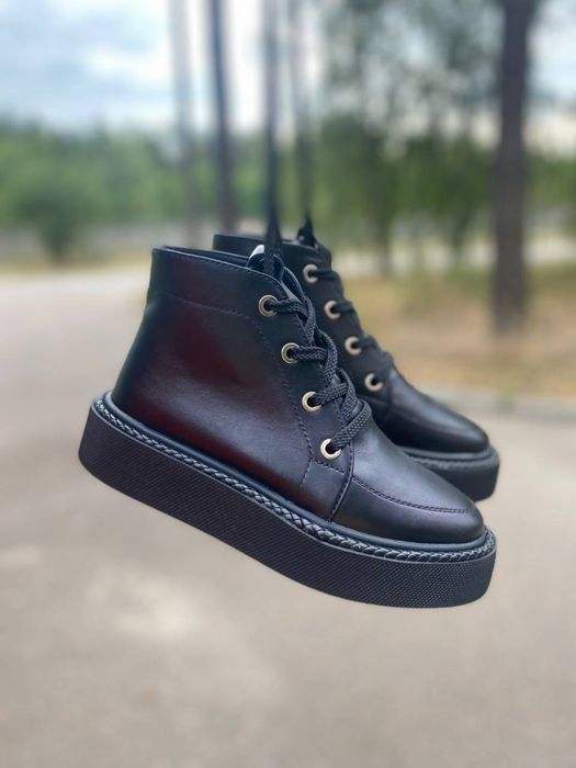 Демісезонні жіночі черевики з натуральної шкіри