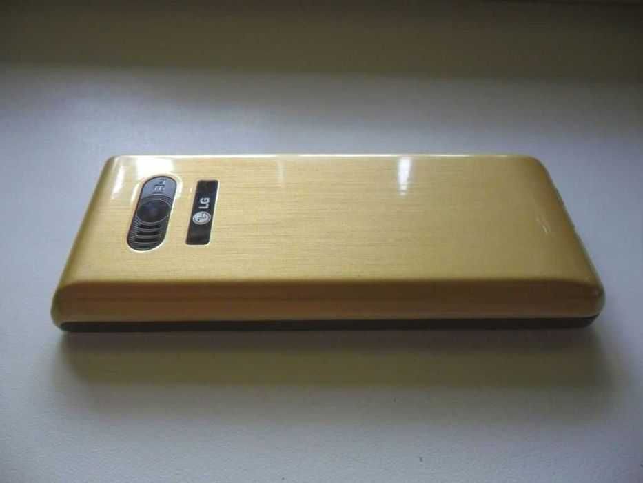 Колекционерам очень редкий LG a 395 на 4сим