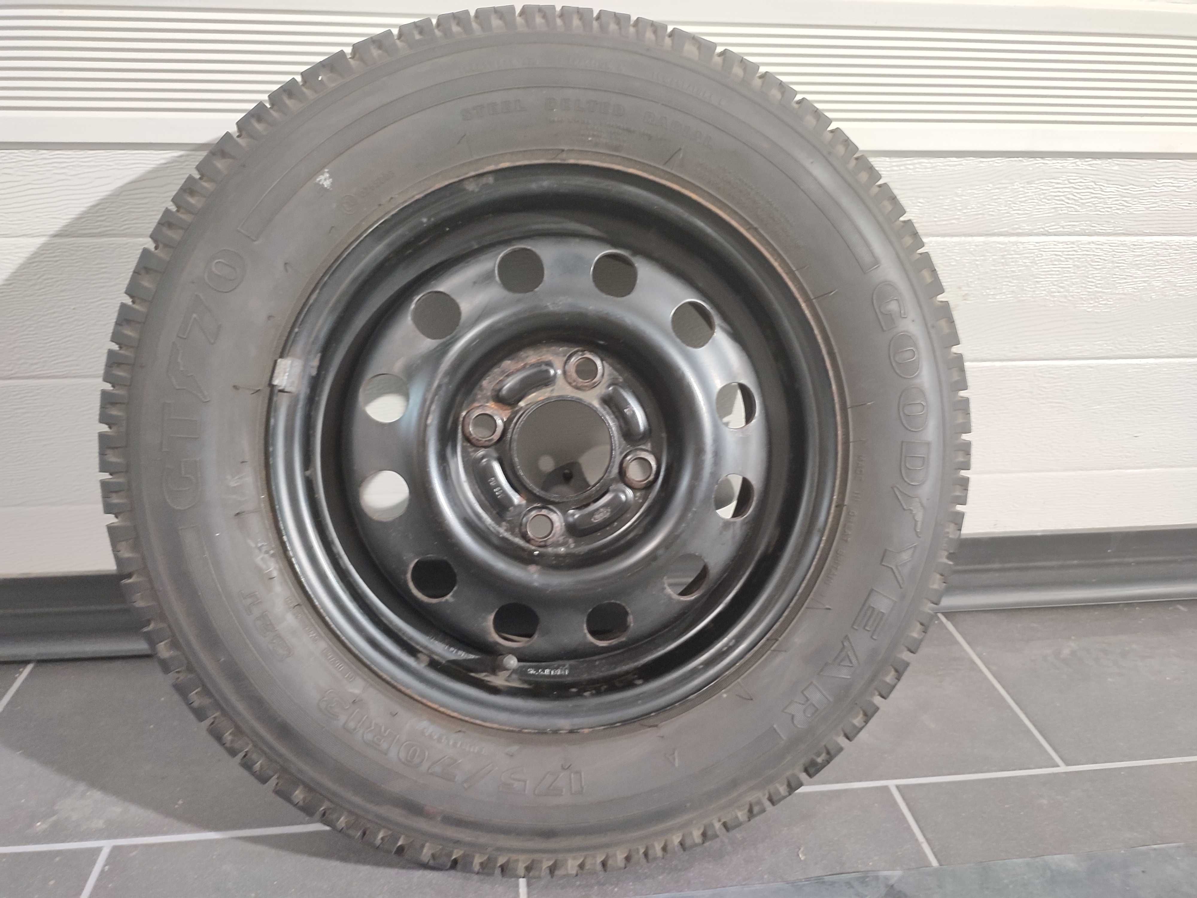 Koło Ford Escort mk7 5Jx13x41 (ET 41) (175/70R13)