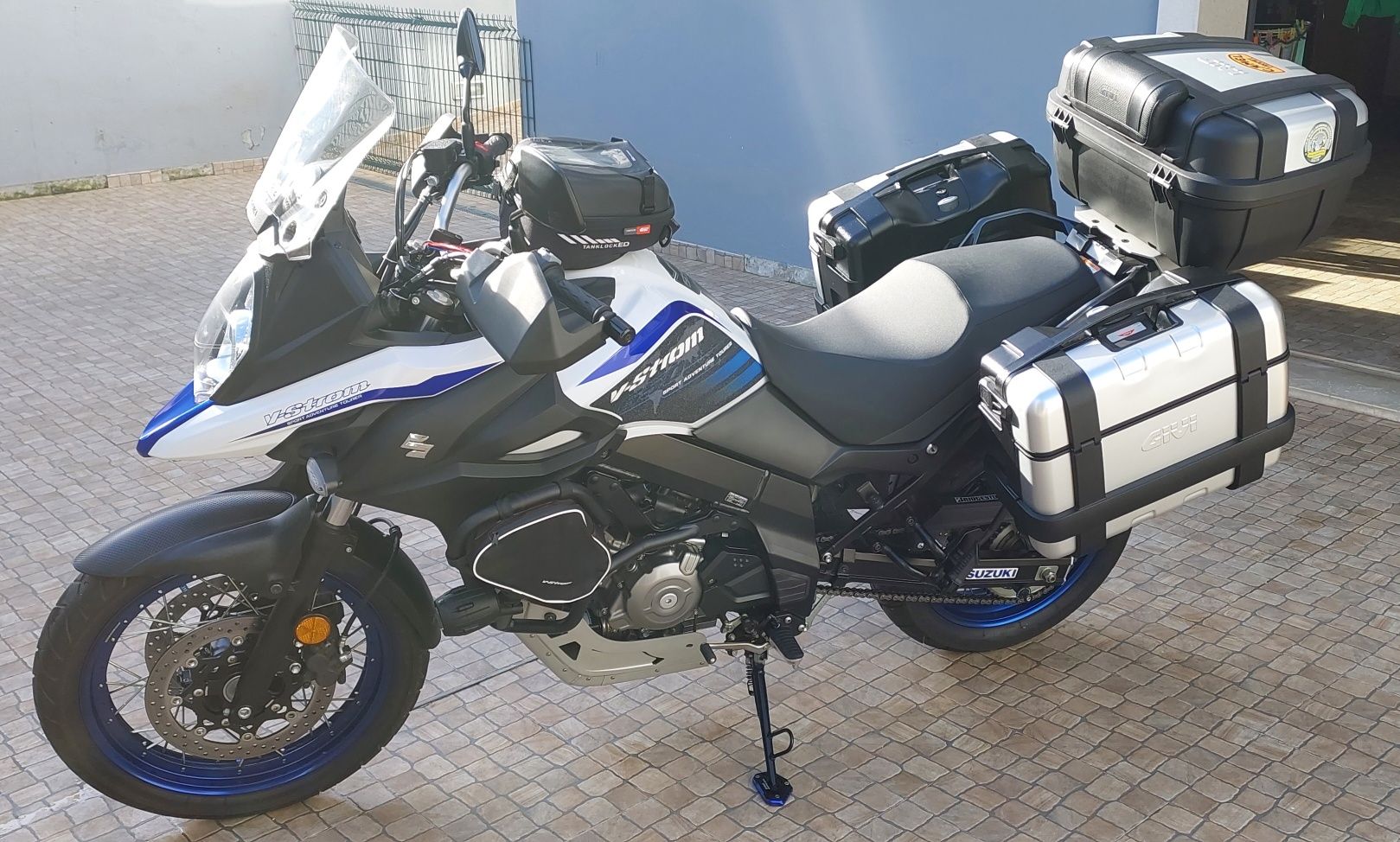 Suzuki V-Strom 650 Adventure
