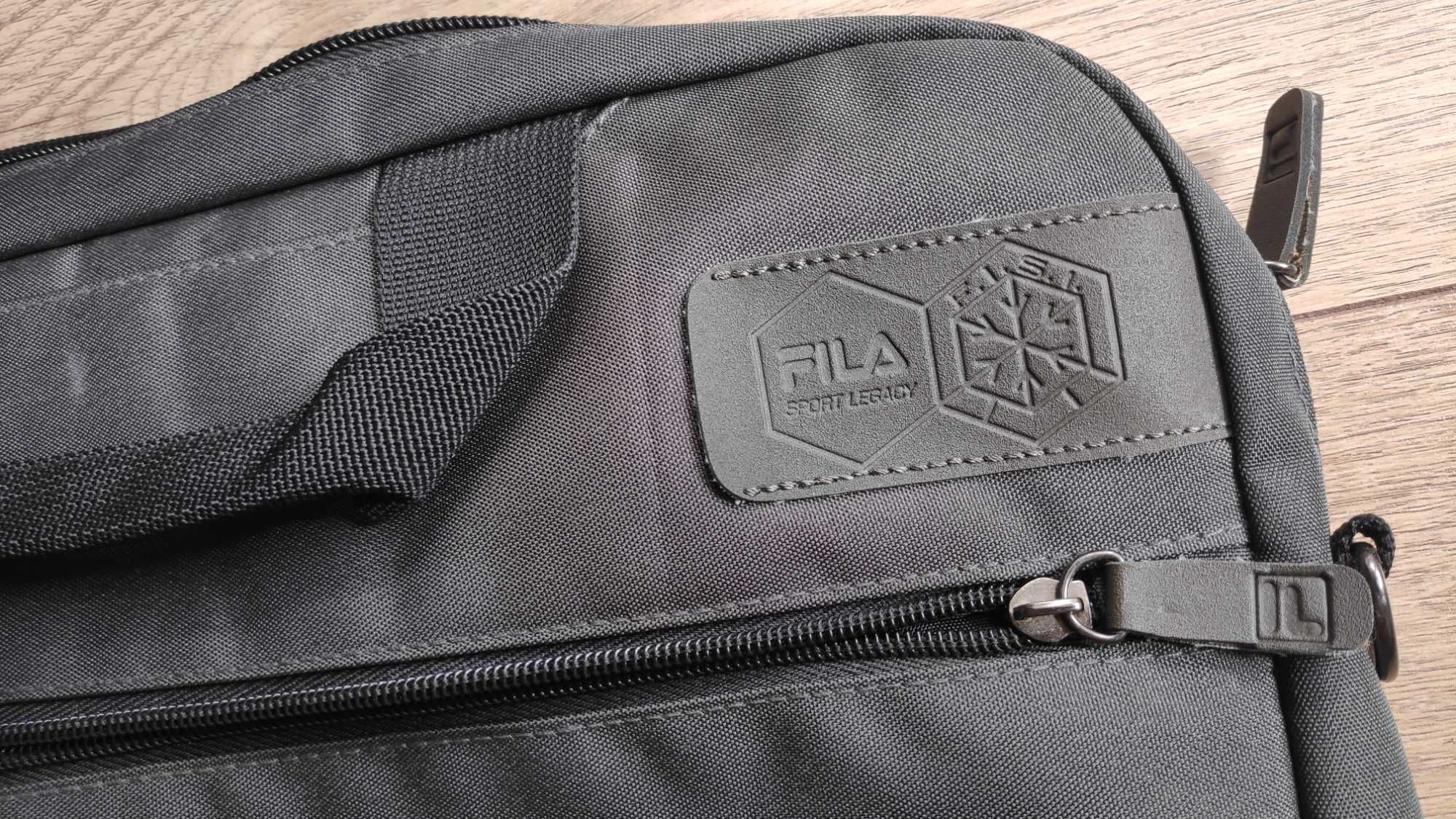 Torba na laptopa FILA Sport Legacy F.I.S.I ciemnozielona