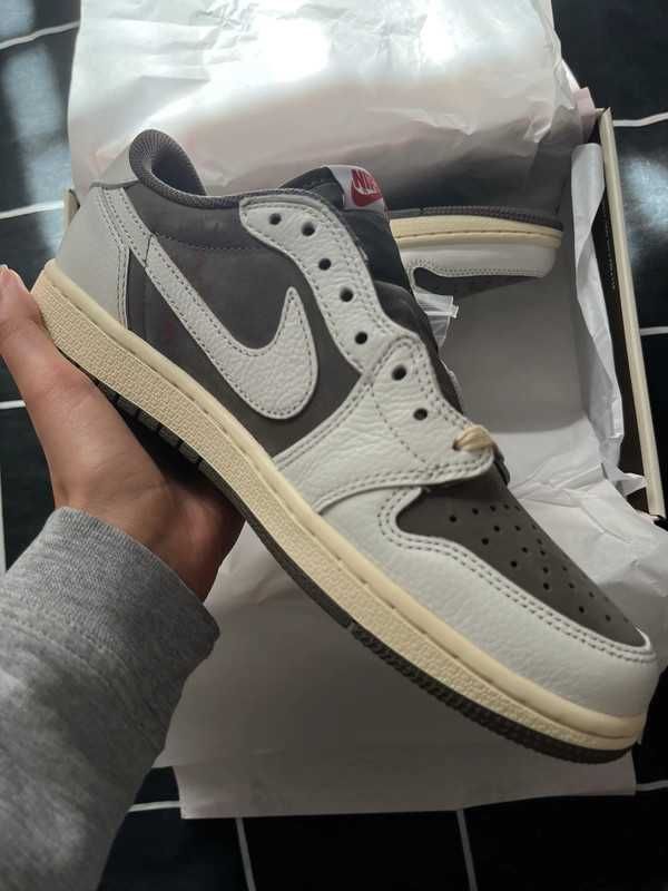 Jordan 1 Retro Low OG SP Travis Scott Reverse Mocha 39