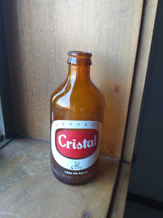 Garrafa de cerveja Cristal antiga
