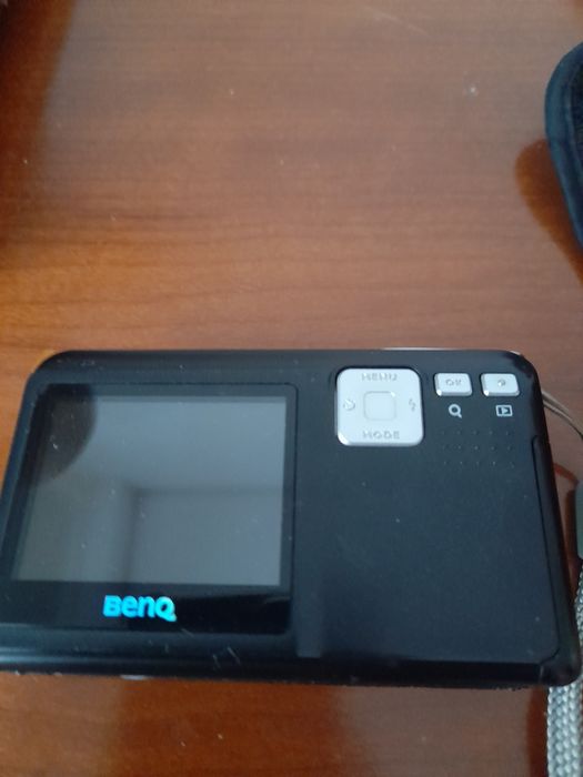 Máquina fotográfica digital Benq