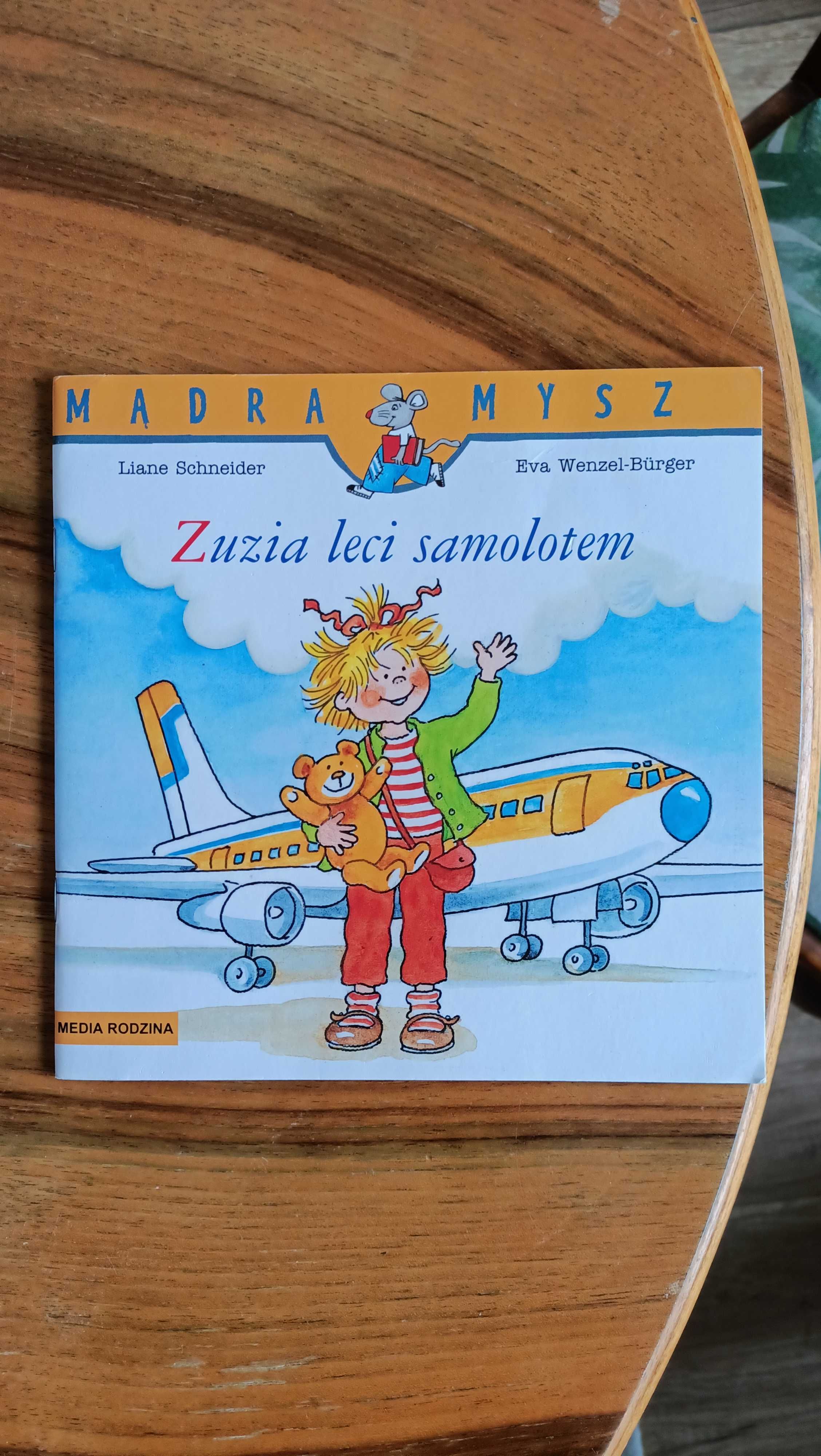 Mądra Mysz Zuzia leci samolotem