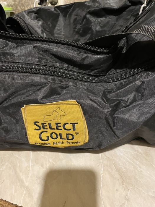 Select golb . Чорного кольору