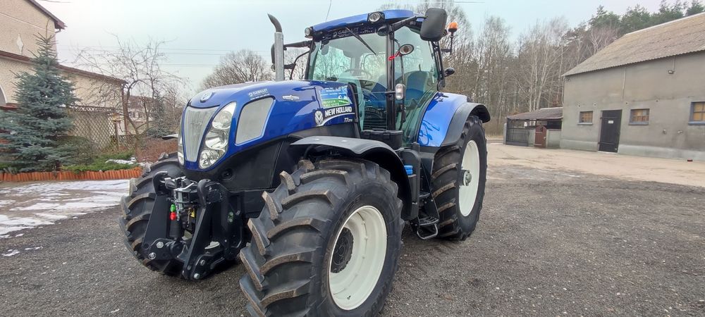 Filmik Ciągnik New Holland T7.270 case pneumatyka 2011r