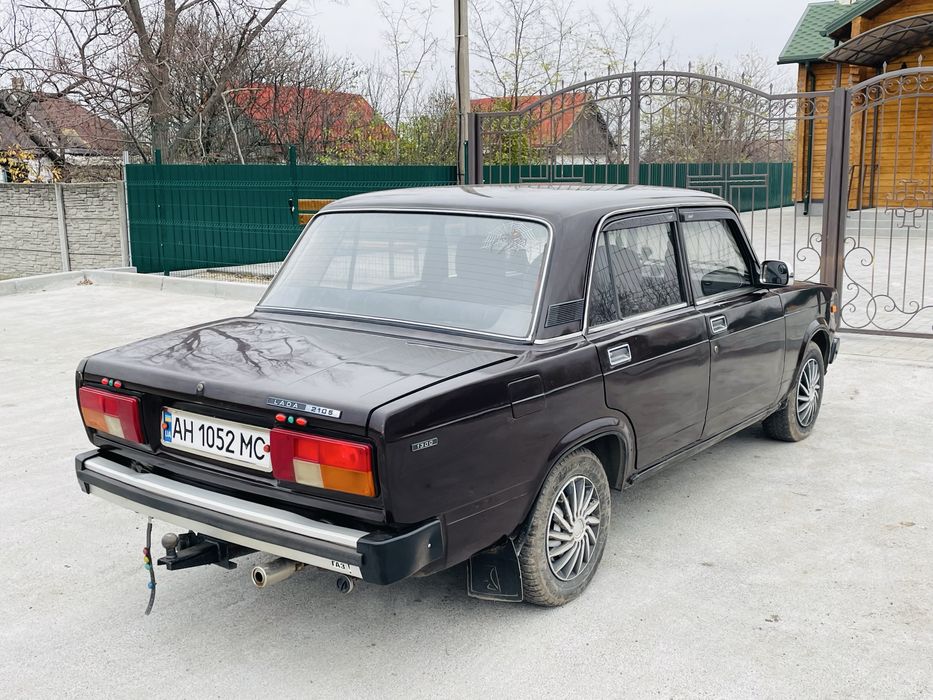 Продам 2105 на полном ходу