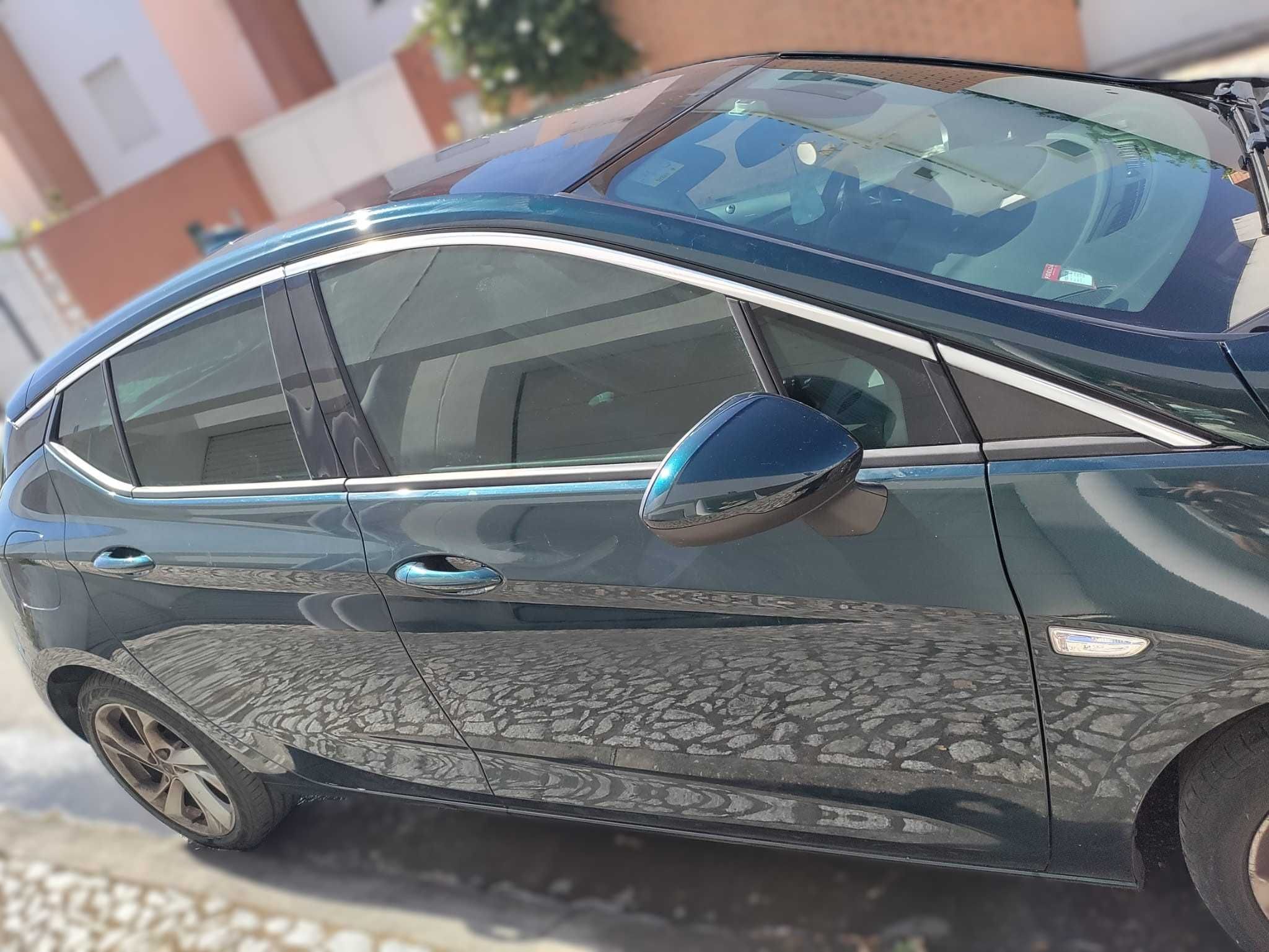 Opel Astra CDTI. 110 CV