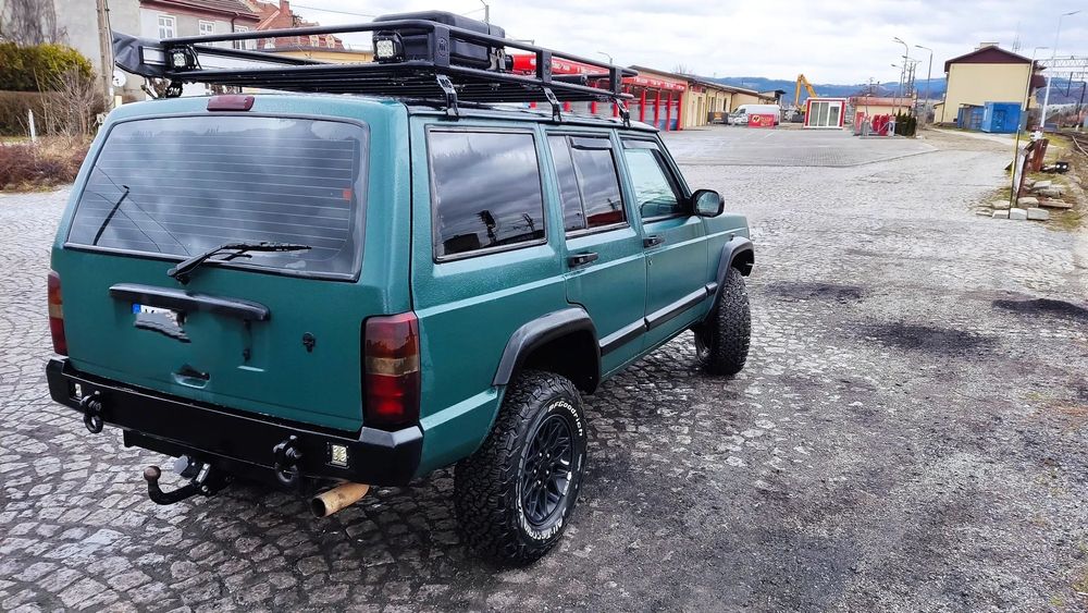 Jeep Cherokee JEEP XJ 1999, 4.0 + GAZ STAN - BDB