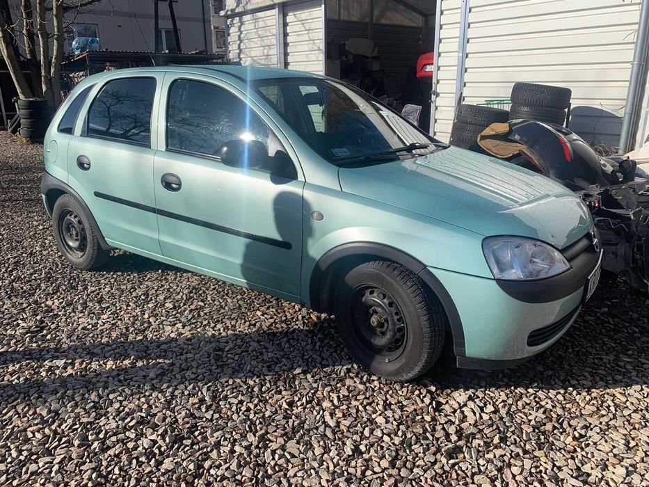 Opel Corsa C – 2000, Benzyna, 123 000 km