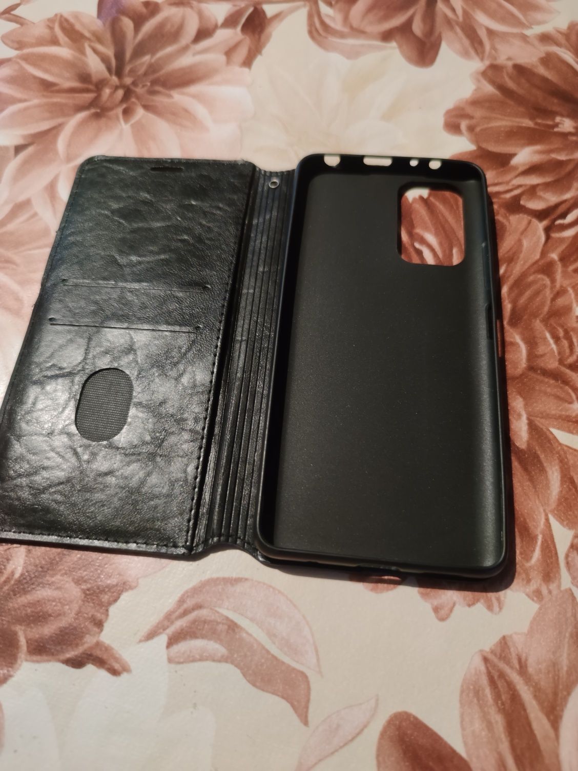 Zegar na etui. 2 etui do Xiaomi note 10 pro czytaj opis