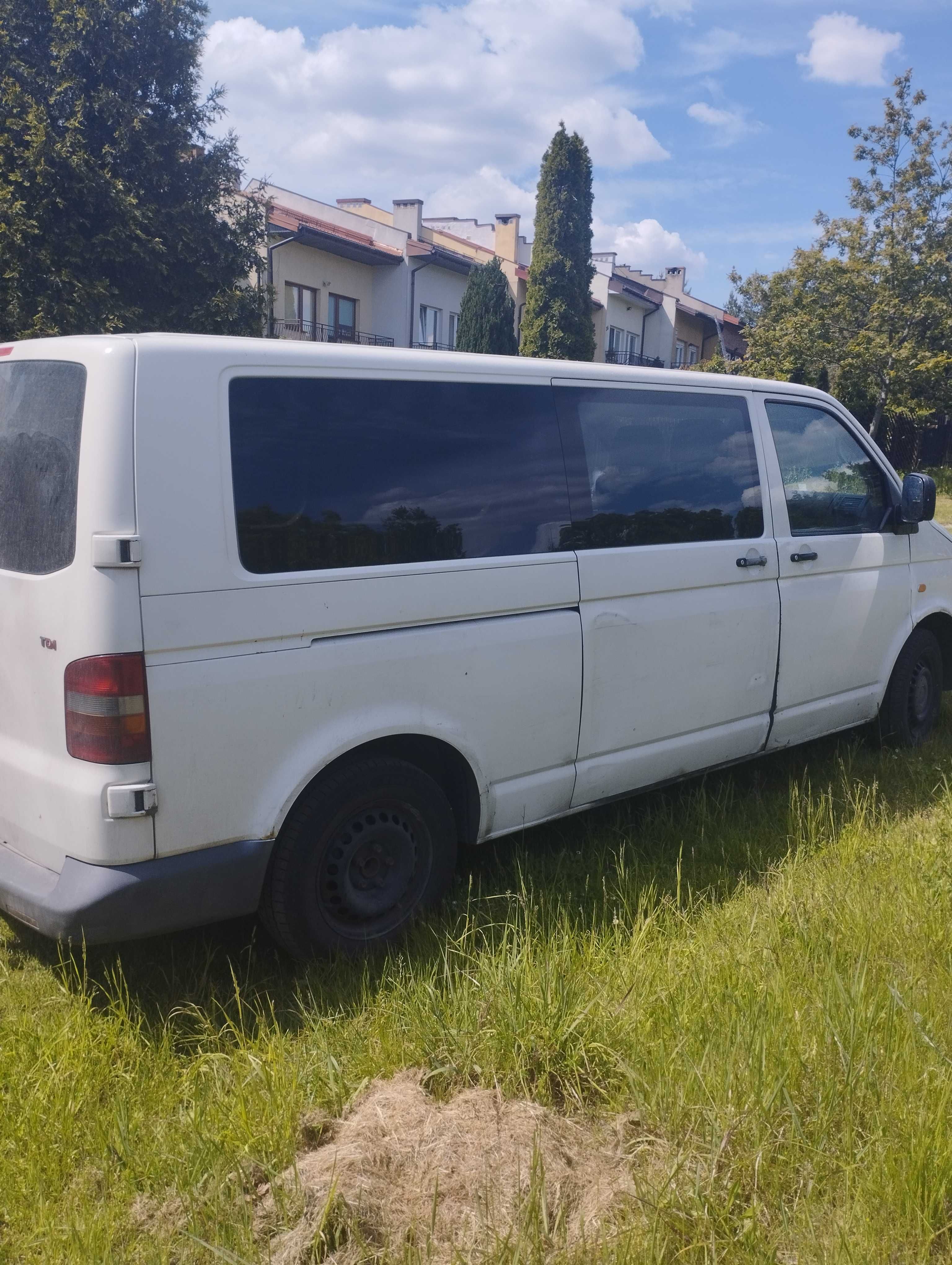 Transporter T5 long  2004   2,5 tdi  3osoby