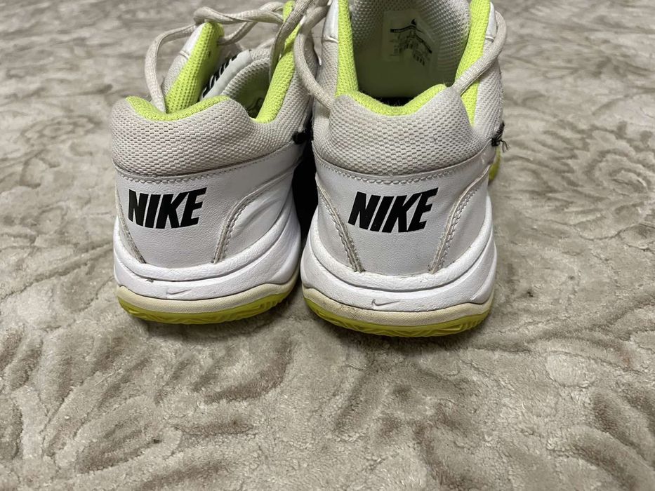 Кросівки Nike court lite