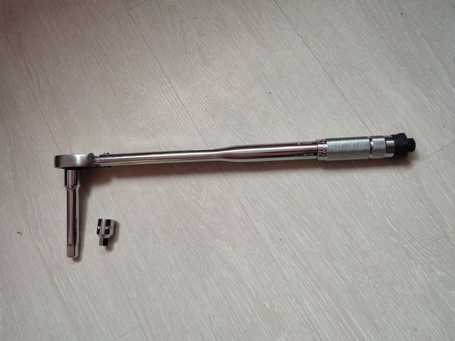 Динамометрический ключ 1/2 переходник 1/2 ×3/8 INTERTOOL XT- 9007