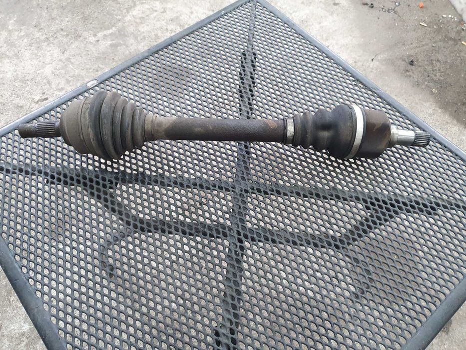 Półoś lewa przegub Peugeot 308 T7 1.6 benzyna 120km 5 biegów kpl