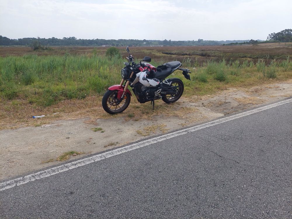 Honda CB125R  2021