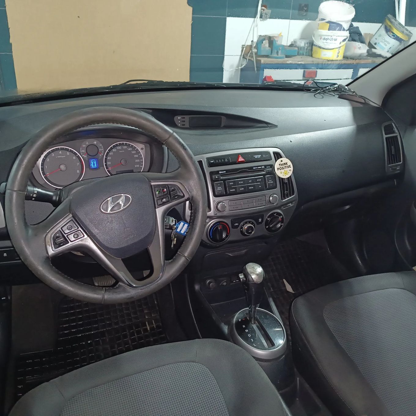 Hyundai i20 automat lift 2013 LPG klima alu uszkodzony zarejestrowany