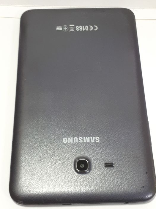 Планшет Samsung Tab 3 Lite