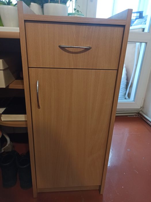 Стіл комп'ютерний кутовий