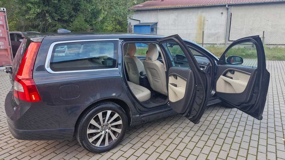 Volvo V70 2013 rok 2.0 d3 5 cylindrowy