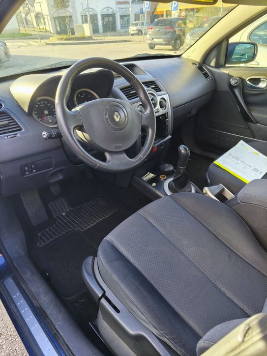 Megane 2004 , 1.5 (avariado) urgente